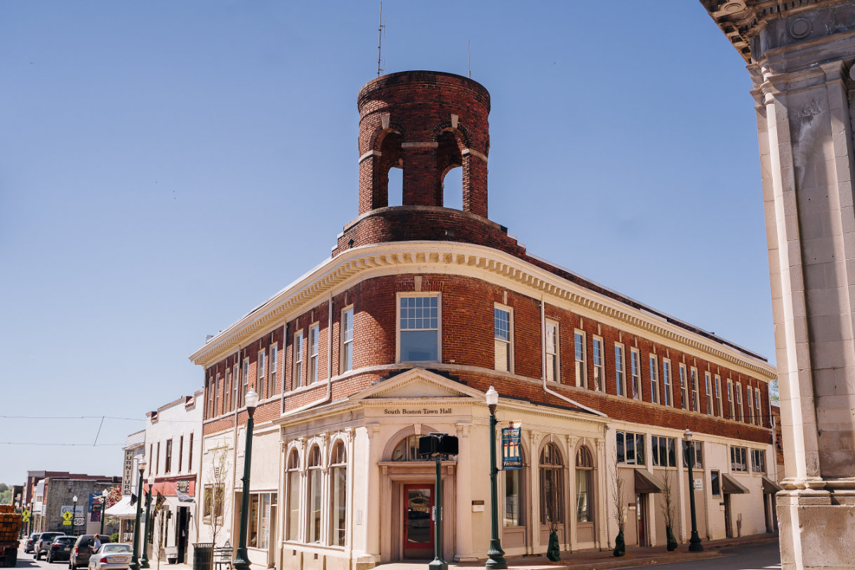 Virginia International Raceway photo